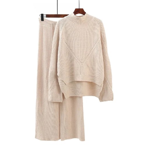 Magritte Ivory Cotton Sweater and Pants Set