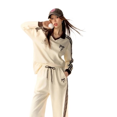 Bow Embroidered Sweatshirt & Sweatpants Set